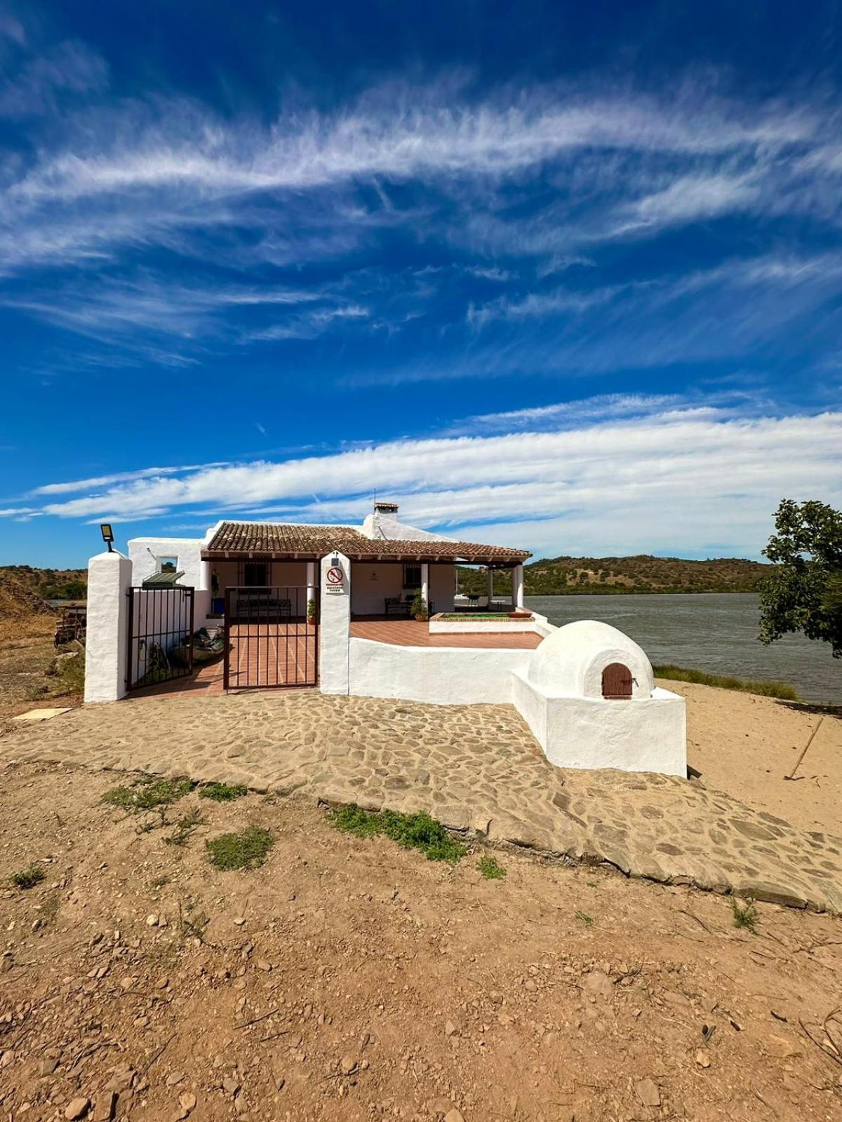 Magnifica Casa A Orillas Del Guadiana Уелва Екстериор снимка