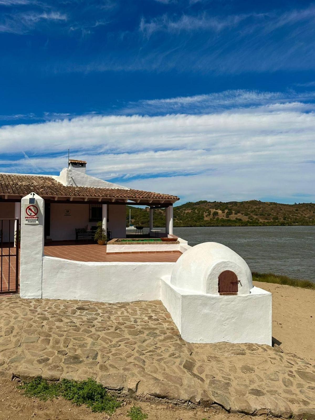Magnifica Casa A Orillas Del Guadiana Уелва Екстериор снимка